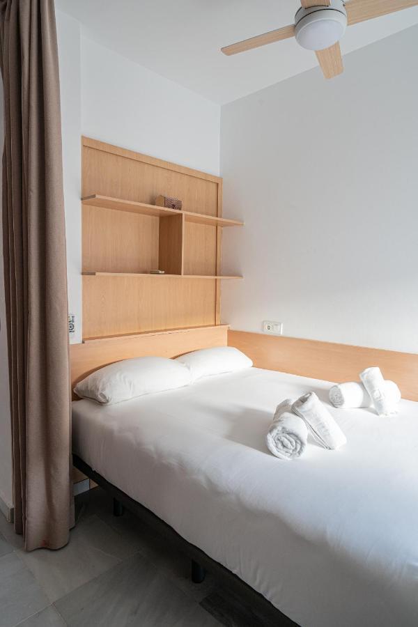 Stay U-Nique Apartment Alonso Benitez มาลากา ภายนอก รูปภาพ