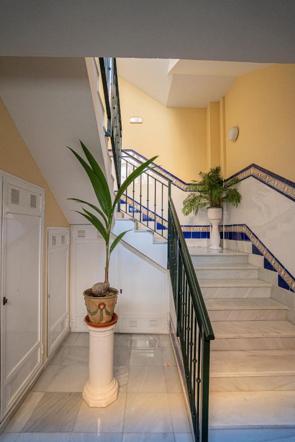 Stay U-Nique Apartment Alonso Benitez มาลากา ภายนอก รูปภาพ