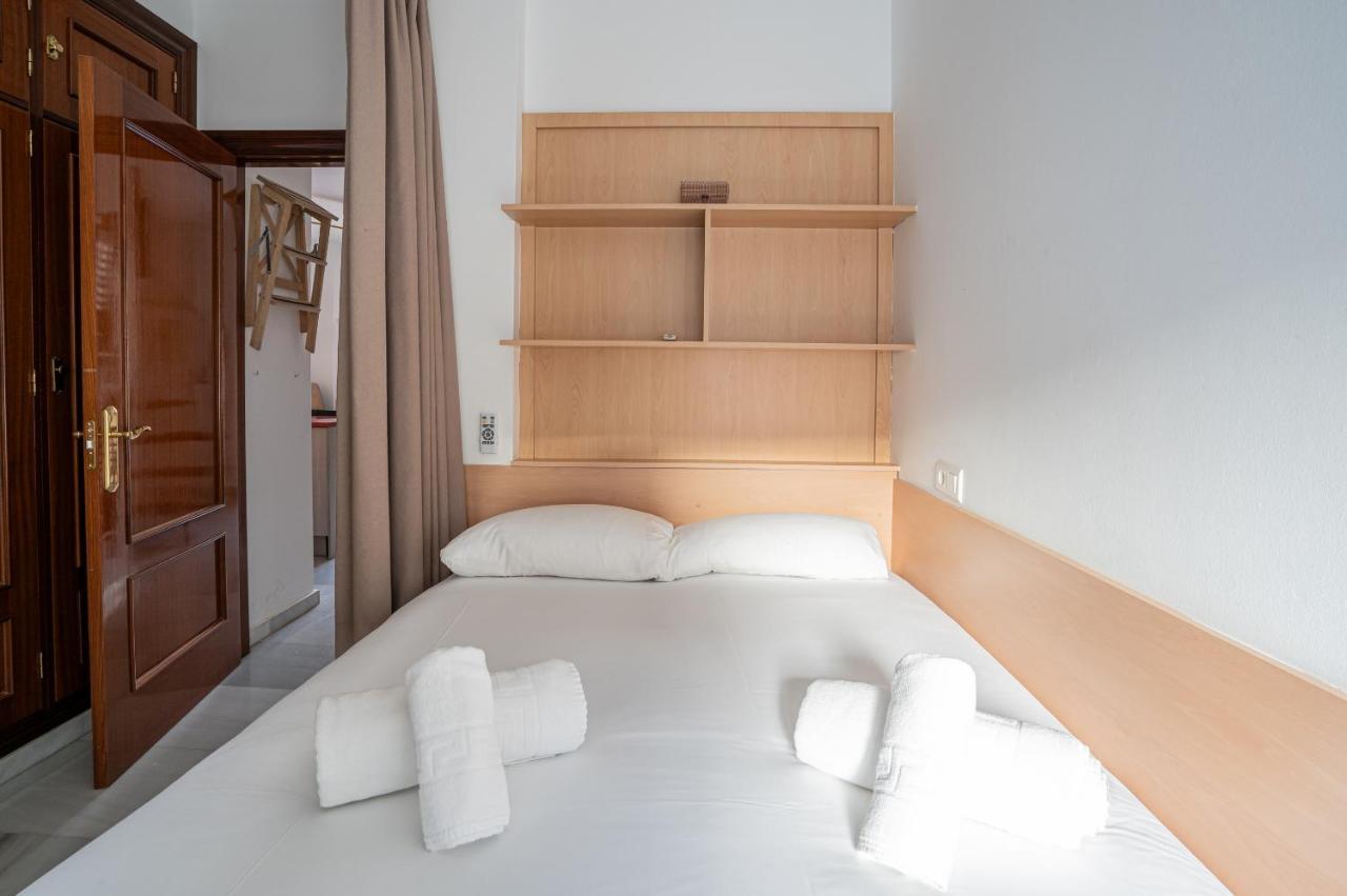 Stay U-Nique Apartment Alonso Benitez มาลากา ภายนอก รูปภาพ